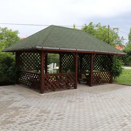 Erkel Panorama Apartman 2. Appartamento Vonyarcvashegy