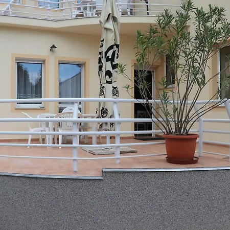 Appartamento Erkel Panorama Apartman 2. Vonyarcvashegy