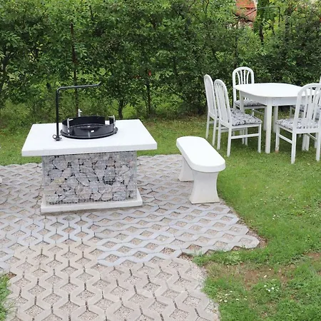 Erkel Panorama Apartman 2. * Vonyarcvashegy
