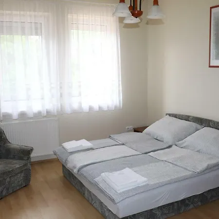Erkel Panorama Apartman 2. Appartamento Vonyarcvashegy