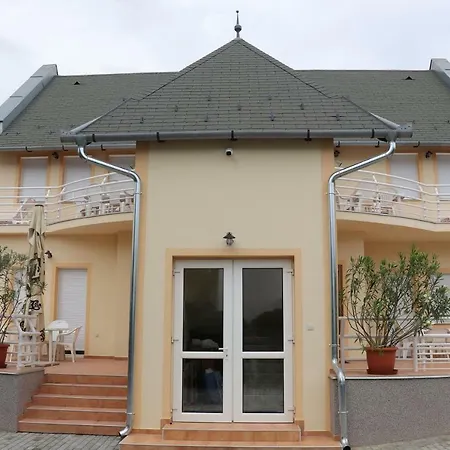 Erkel Panorama Apartman 2. Appartamento